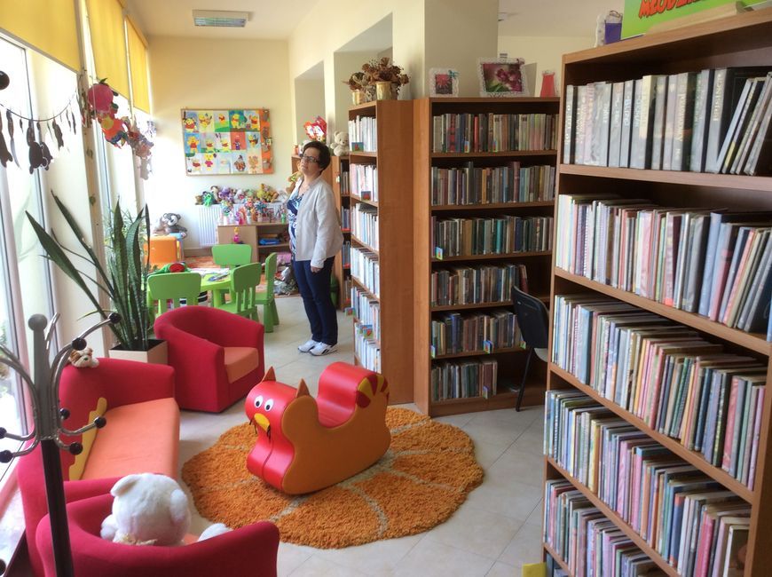 Filia w Skrobowie, gm. Lubartów, w której o inwestycjach w placówki biblioteczne gminy opowiedzieli Wójt Krzysztof Kopyść i dyrektor GBP Beata Wilczyńska 