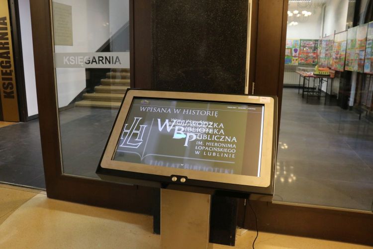 kiosk multimedialny