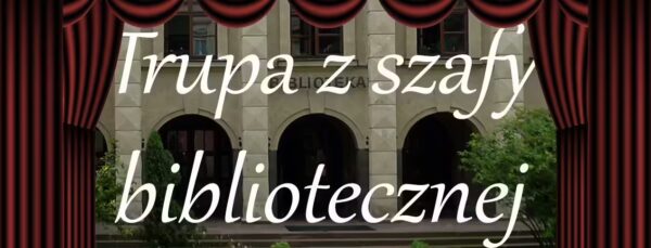 Trupa z szafy bibliotecznej