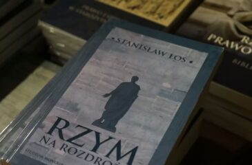 Spotkanie promujące wydanie książki Stefanii Perzanowskiej "Gdy myśli do Majdanka wracają..." - w obiektywie