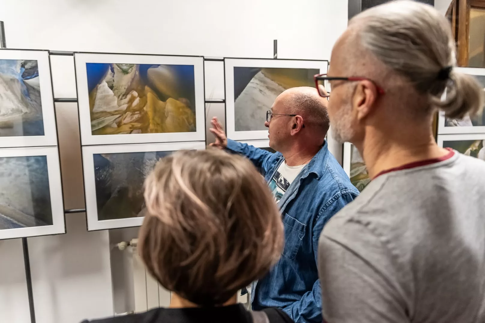 Wernisaż wystawy fotografii Grzegorza Jankowskiego