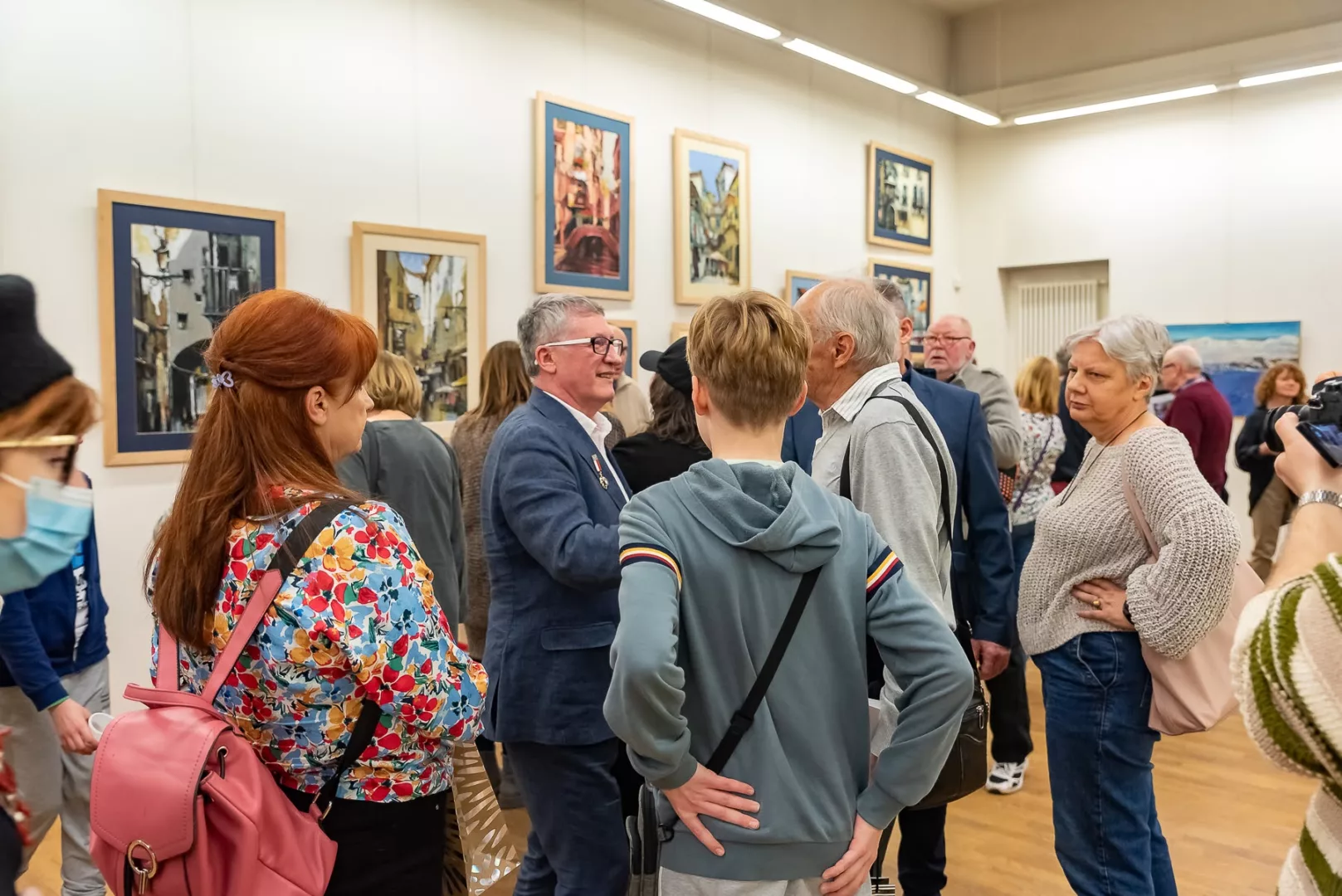 Wernisaż wystawy malarstwa Leszka W. Niewiadomskiego w obiektywie