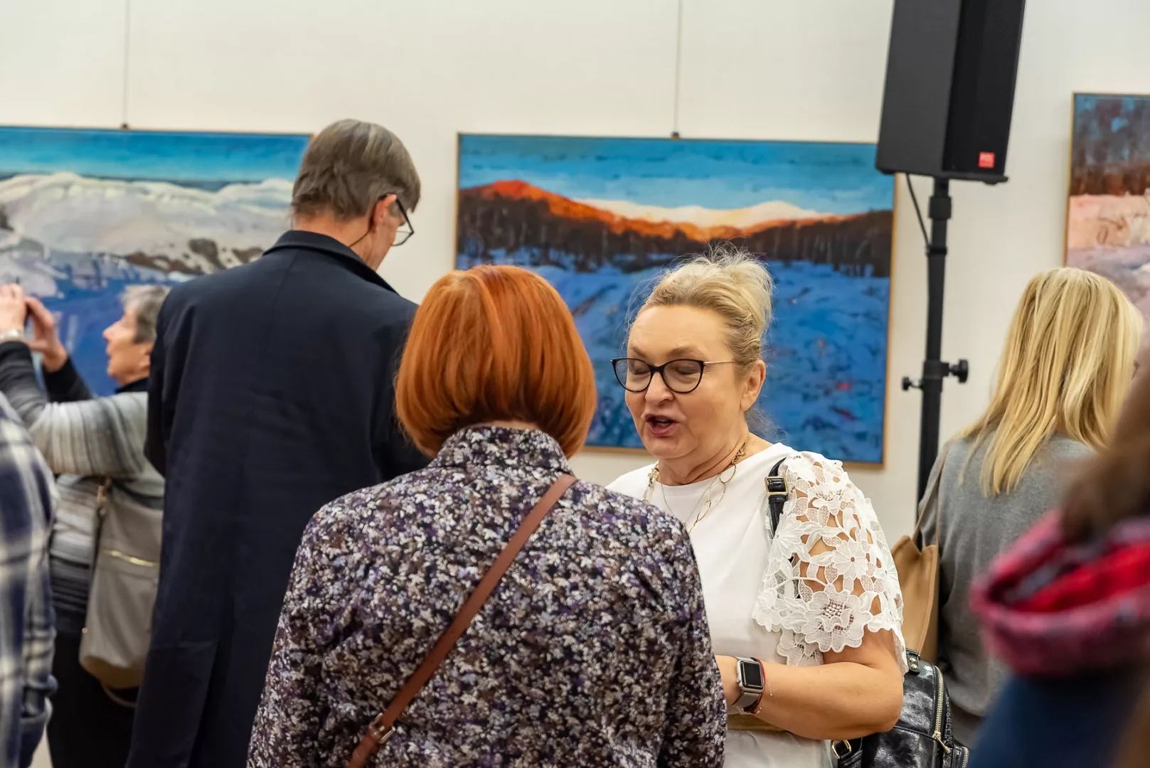 Wernisaż wystawy malarstwa Leszka W. Niewiadomskiego w obiektywie