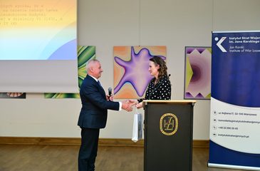 Wykład dr Ewy Bukowskiej-Marczak „Kierunki rozbudowy i modernizacji międzywojennego Lwowa: rozwój przestrzenny – architektura – urbanistyka” w obiektywie